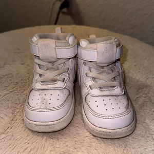 Nike sneakers toddler girl